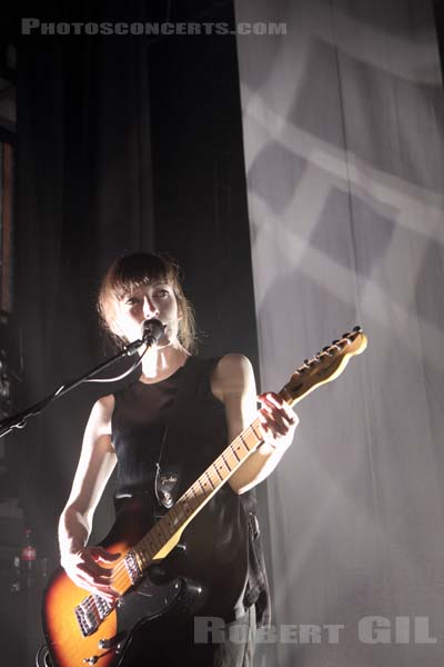 DAUGHTER - 2016-10-17 - PARIS - Le Trianon - 